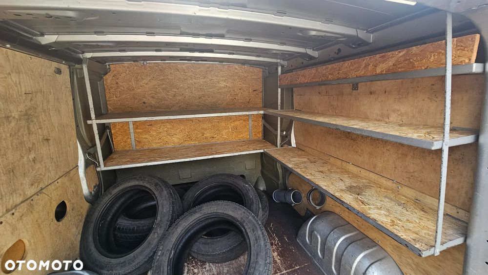 Opel Vivaro - 15