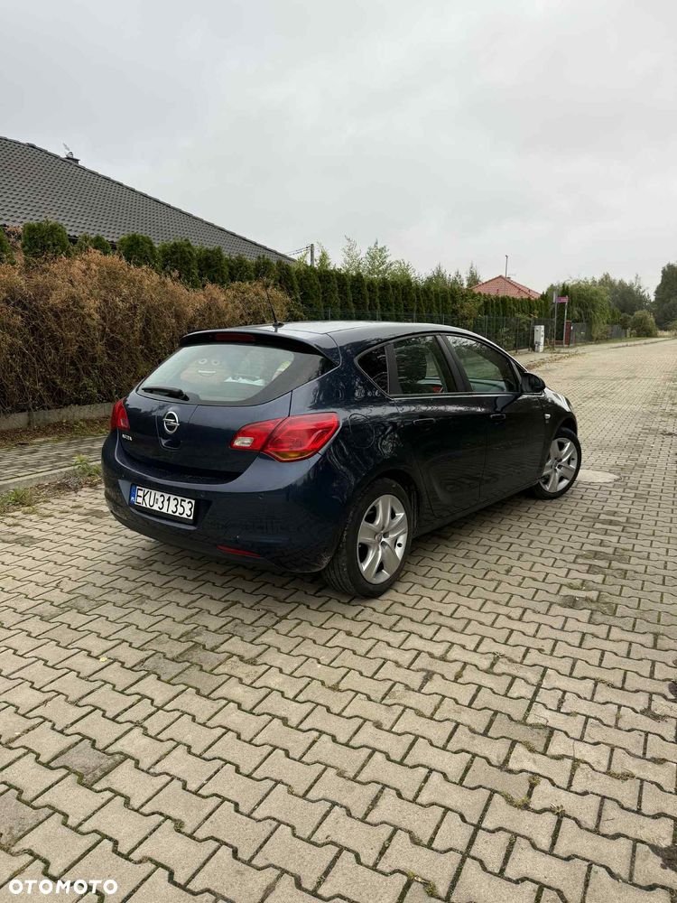 Opel Astra IV 1.6 Edition 150 - 1