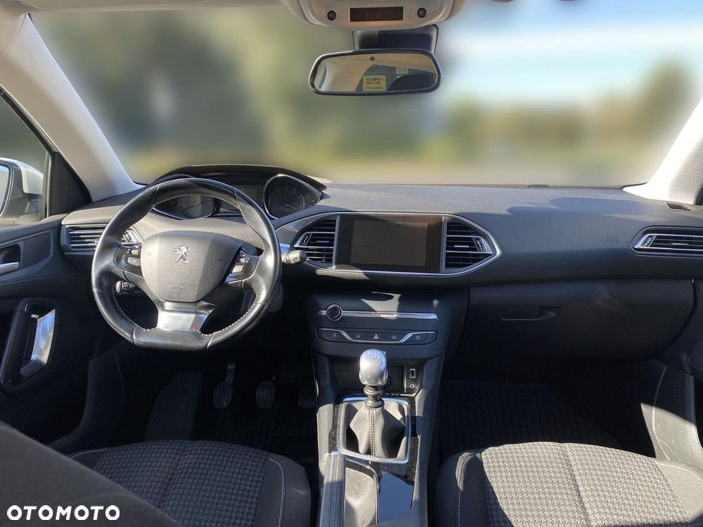 Peugeot 308 1.2 PureTech Active S&S - 4