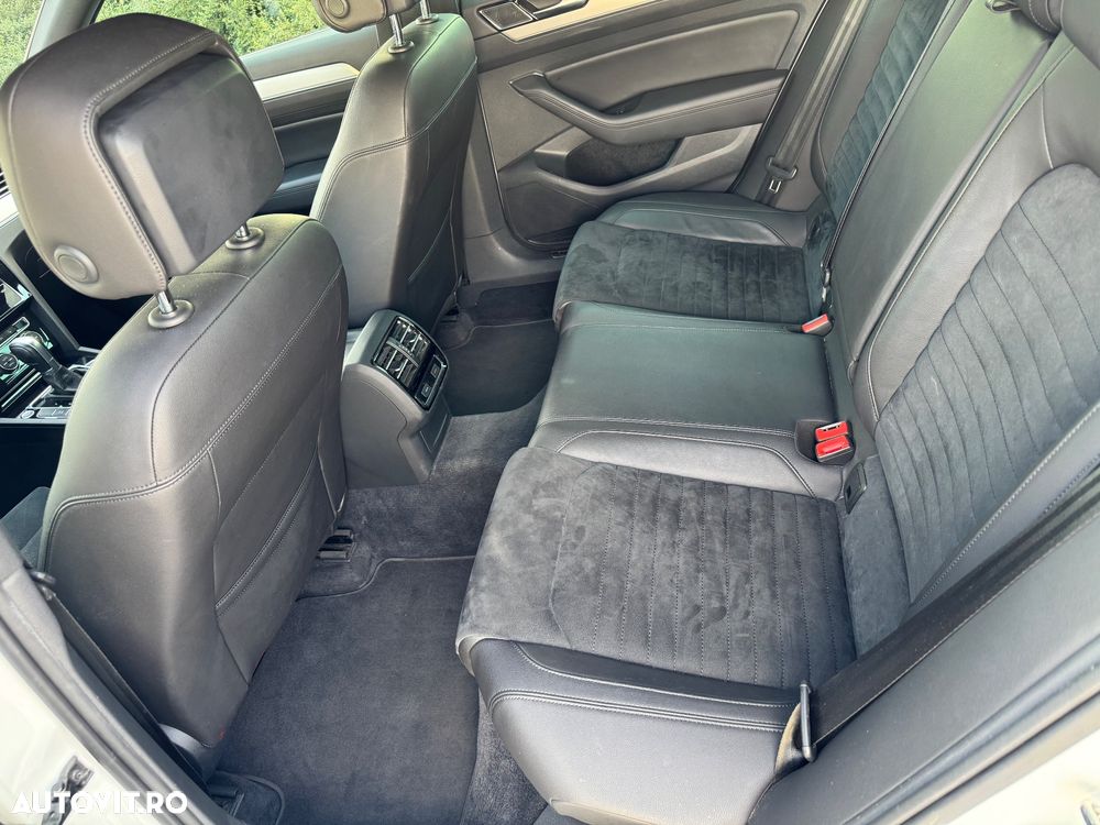 Volkswagen Passat 2.0 TDI DSG R Executive - 11