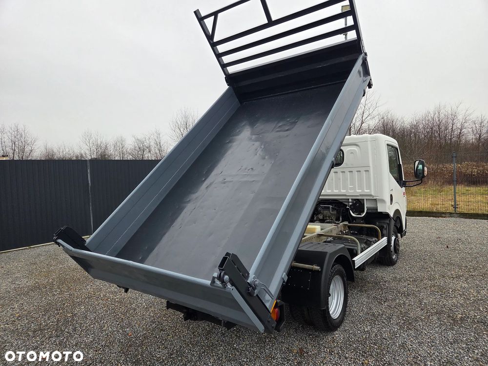 Renault Maxity 2.5 DCI 140KM / Wywrotka Dł: 3.20 / Rozsatw osi 2.50 / Klima / HAK 3.5T - 4