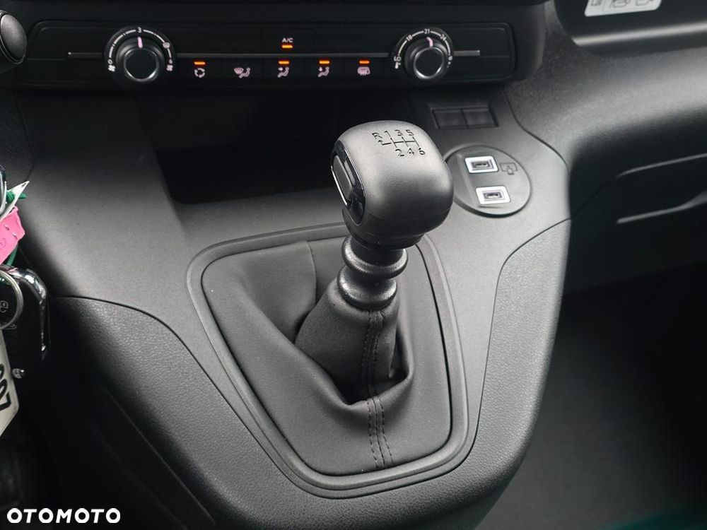 Opel Combo Cargo 1.5 BlueHDi L2 (brygadówka) - 23