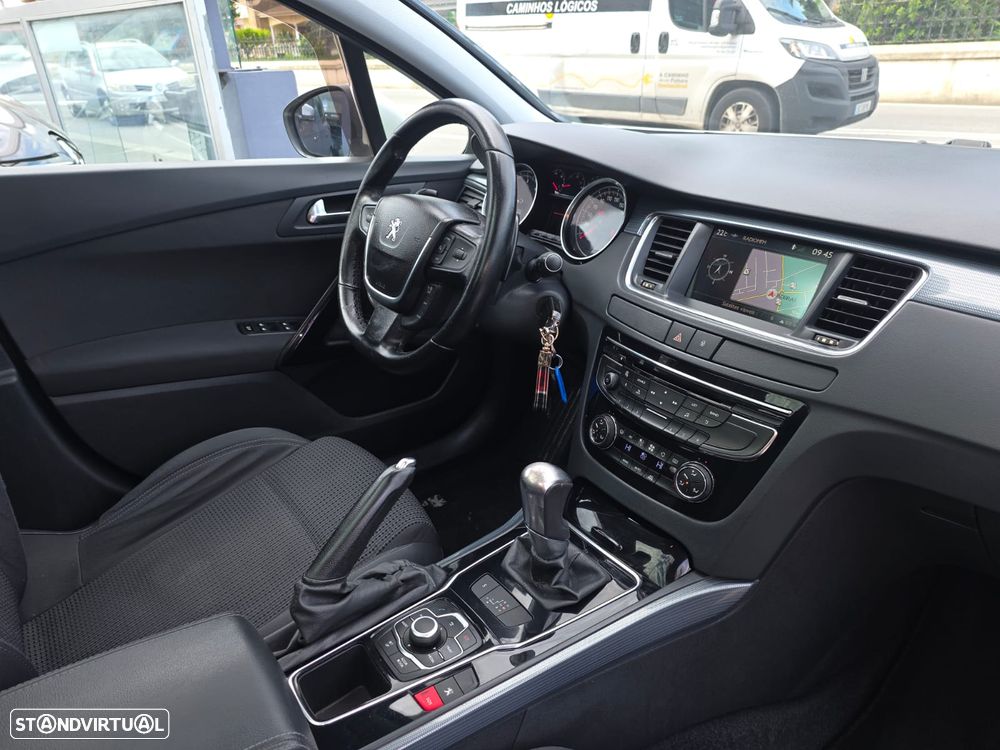 Peugeot 508 SW 1.6 e-HDi Allure 2-Tronic - 41