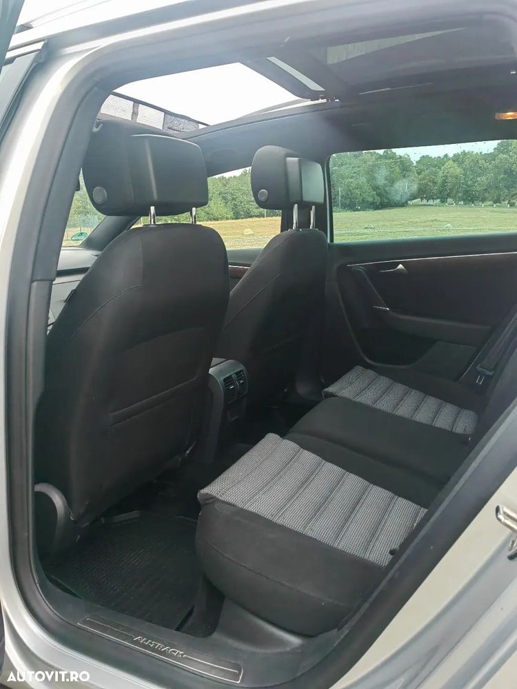Volkswagen Passat Alltrack 2.0 TDI 4Motion DSG BlueMotion Tec - 16
