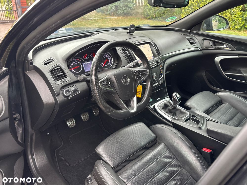 Opel Insignia 2.0 T Cosmo S&S - 30