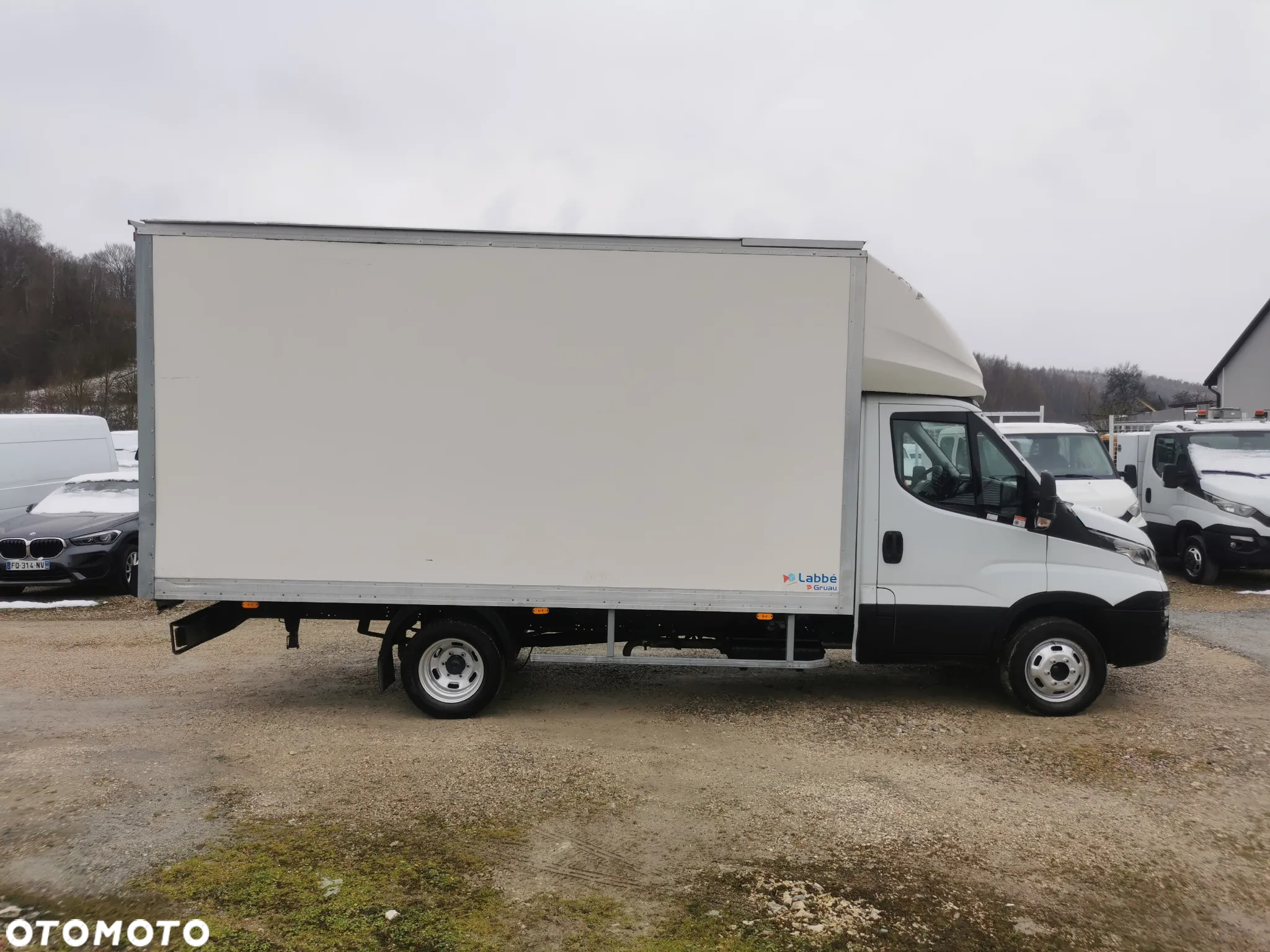 Iveco 3.0-150KM Daily 35C15 Kontener długi rama 35-150 kiper Klimatyzacja długi rozstaw - 4