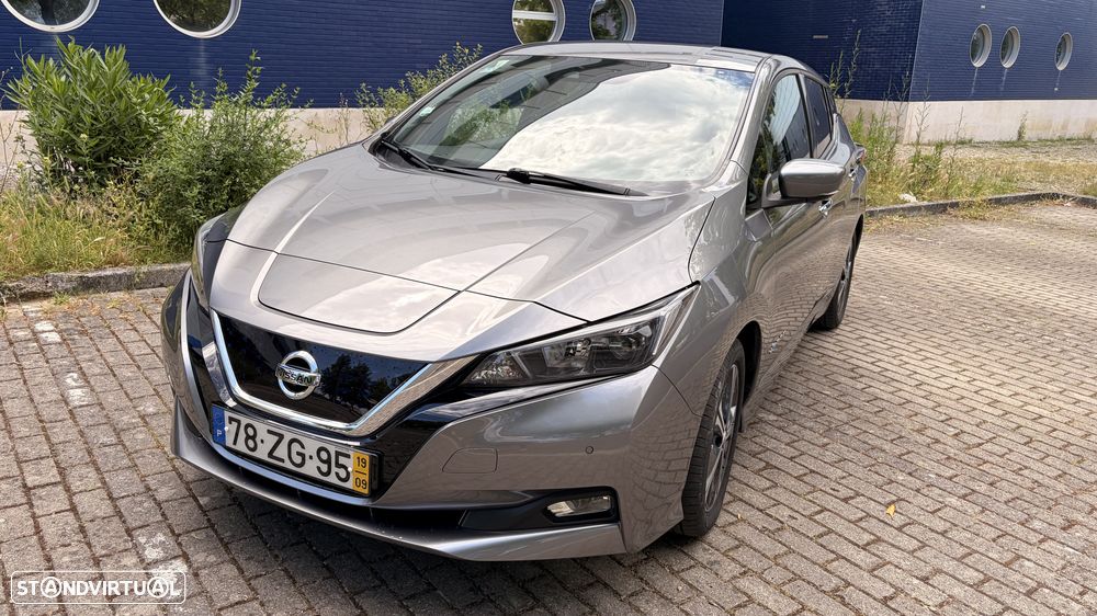 Nissan Leaf N-Connecta Two Tone - 1