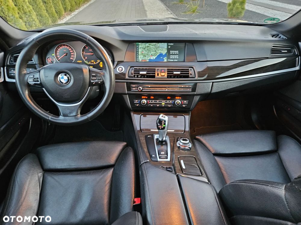 BMW Seria 5 520d - 13