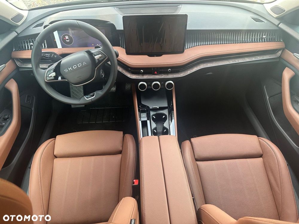 Skoda Superb 2.0 TDI SCR 4x4 L&K DSG - 9