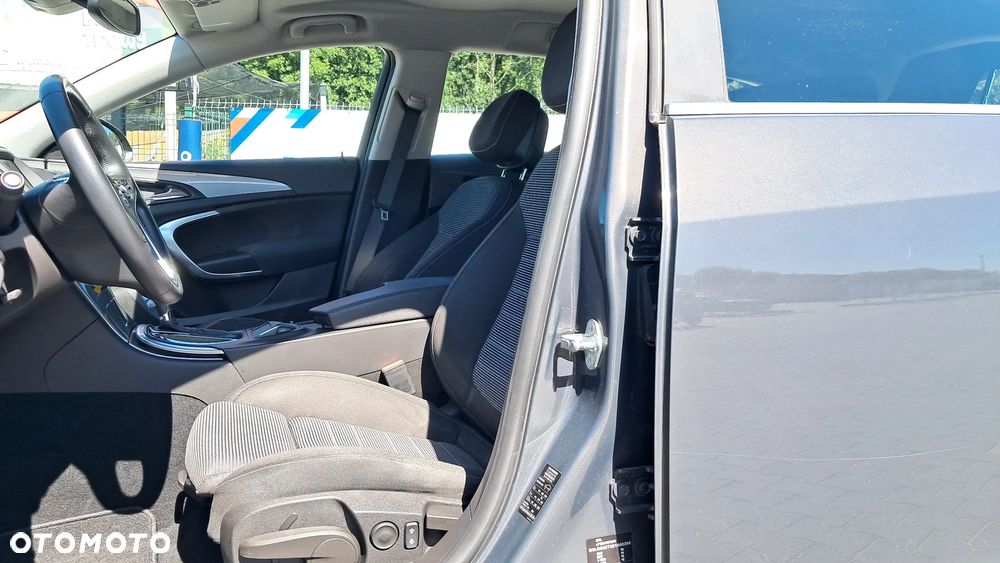 Opel Insignia 1.6 ECOTEC DI Turbo Sports Tourer Business Edition - 15
