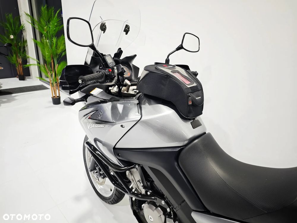 Suzuki V-STROM - 26