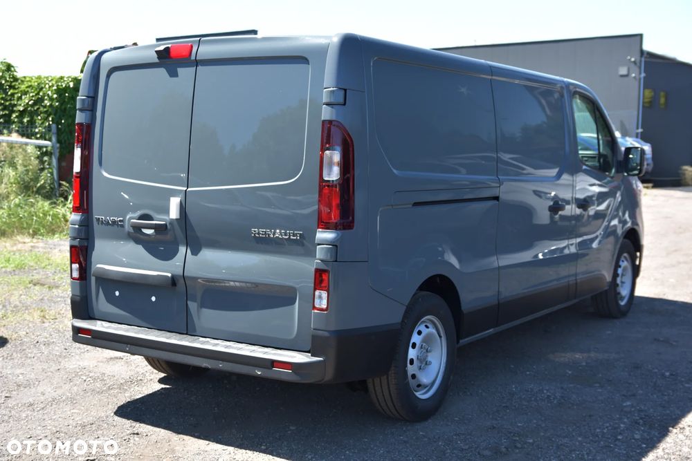 Renault Trafic L2H1 2.0 130KM - 6