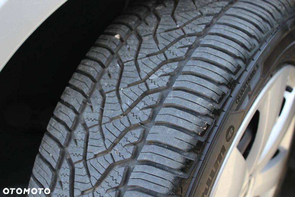 Volkswagen Touran 1.6 TDI DPF Comfortline - 32