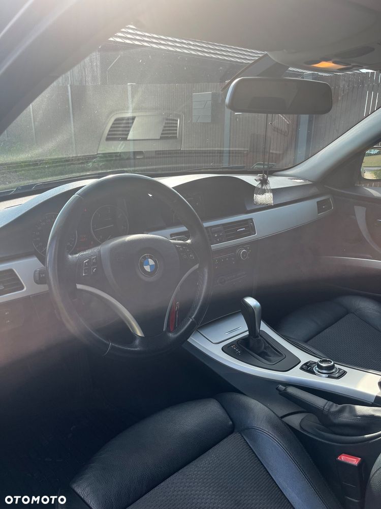 BMW Seria 3 320d DPF - 6