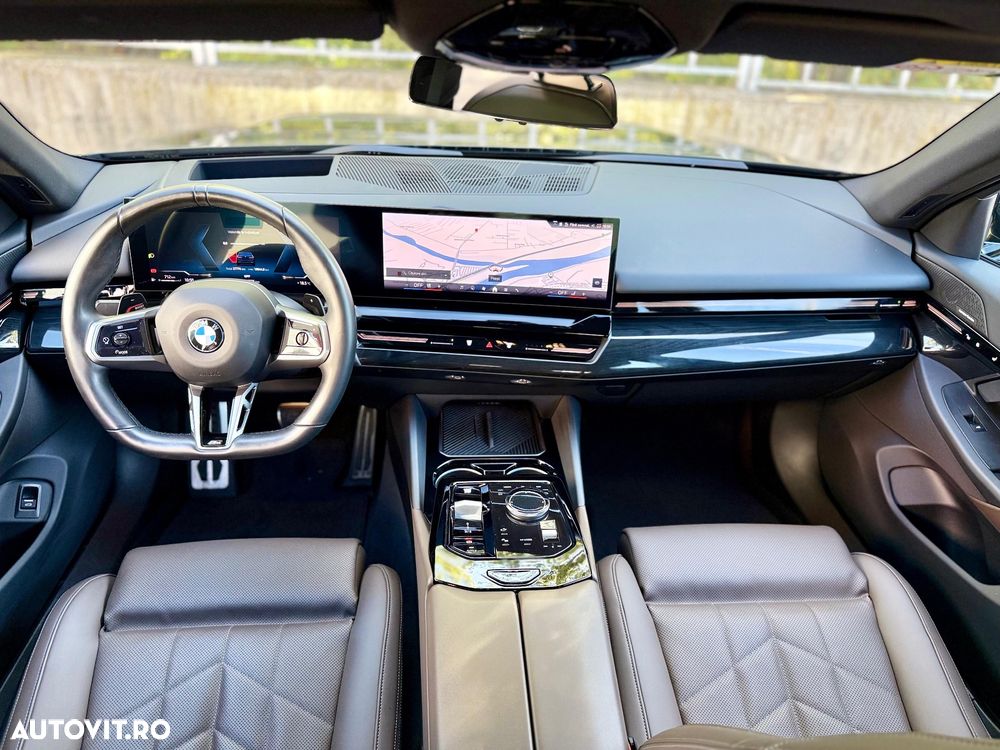 BMW Seria 5 520i AT MHEV - 14