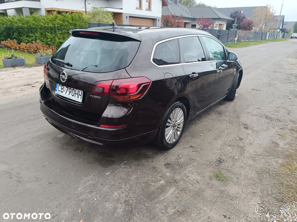 Opel Astra IV 1.6 T Cosmo - 15