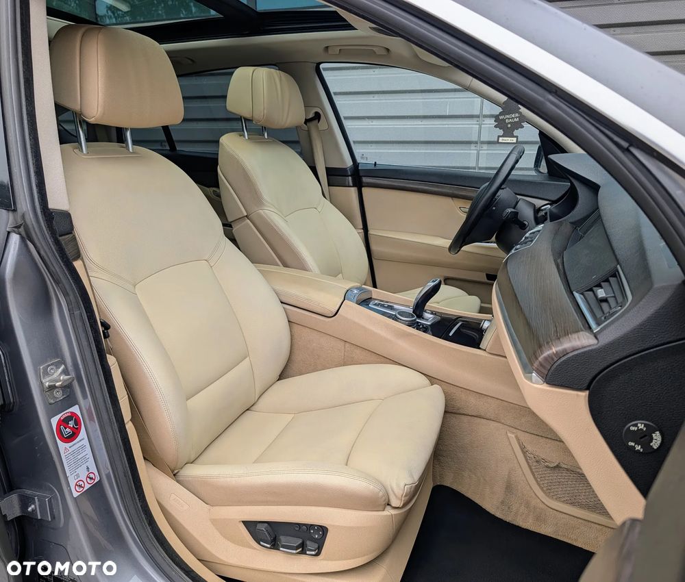 BMW 5GT 530d - 14