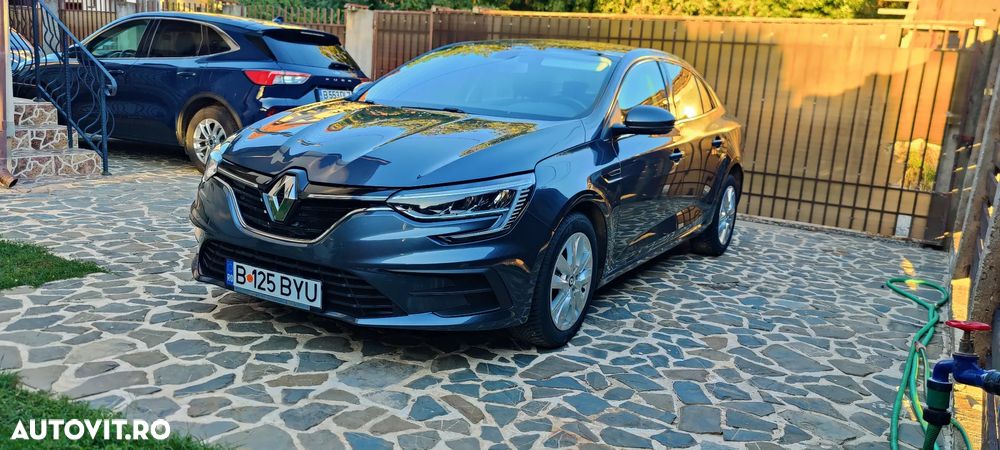 Renault Megane TCE 140 GPF Zen - 20