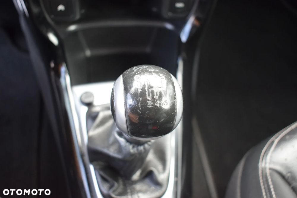 Citroën DS3 1.6 THP SportChic - 30