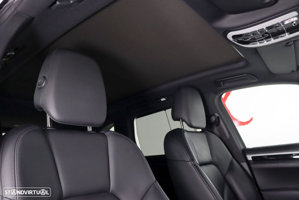 Porsche Cayenne - 21