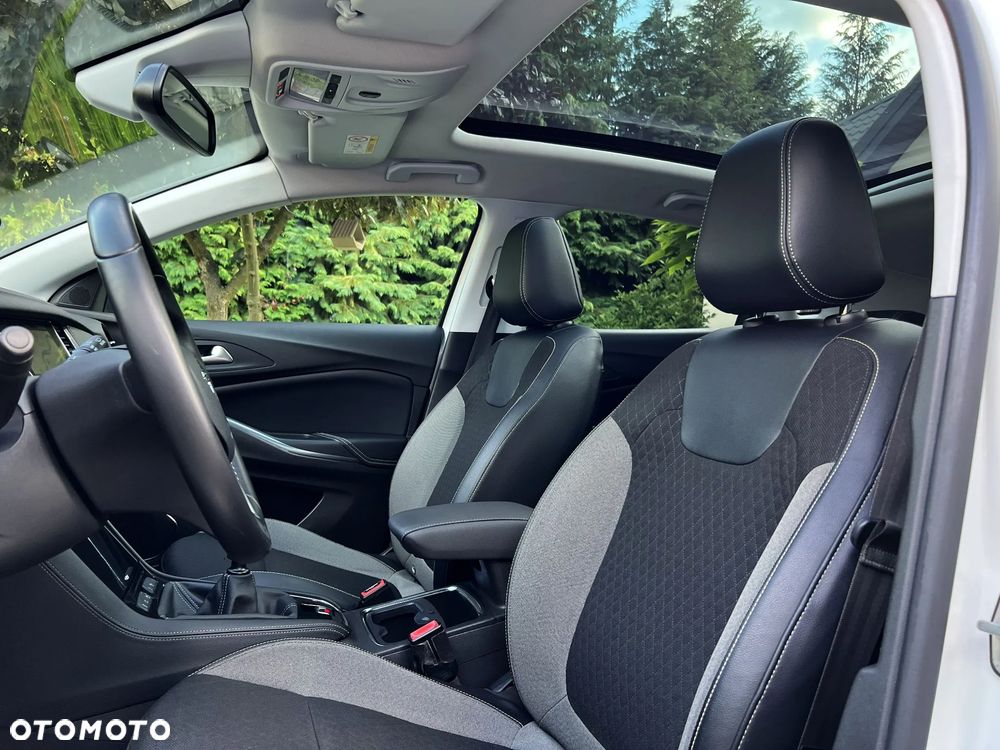 Opel Grandland X 1.2 Start/Stop Business INNOVATION - 22