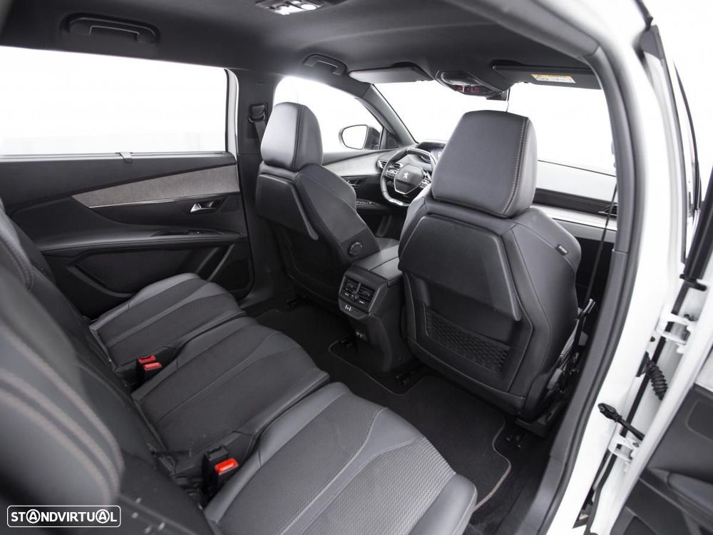 Peugeot 5008 1.5 BlueHDi GT EAT8 - 13