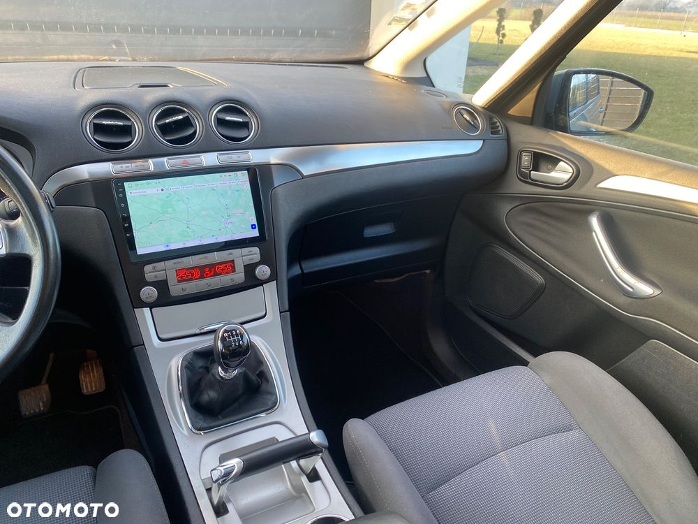 Ford S-Max 2.0 TDCi DPF Ambiente - 10