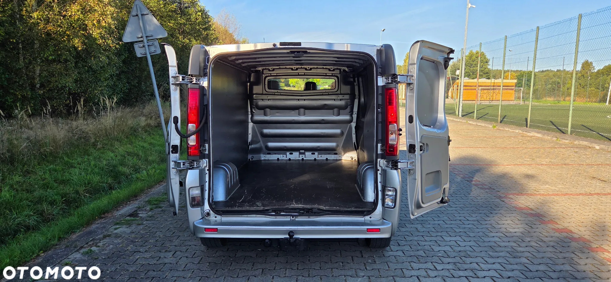 Nissan Primastar - 11