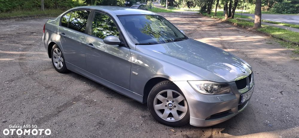 BMW Seria 3 320i - 2