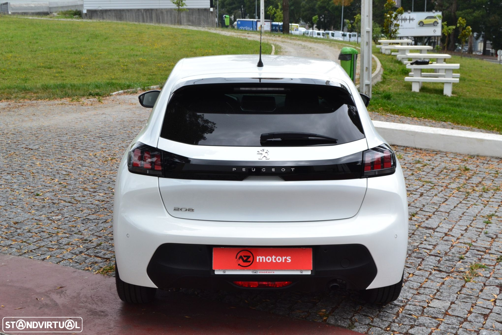 Peugeot 208 1.2 PureTech Active Pack - 18