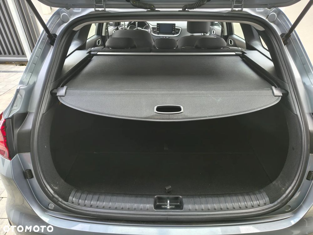 Kia Ceed 1.5 T-GDI M - 24
