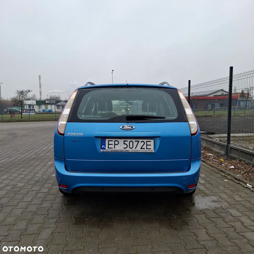 Ford Focus 1.6 X100 - 5