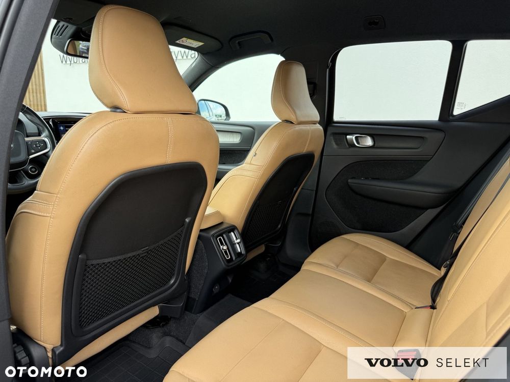 Volvo XC 40 - 20