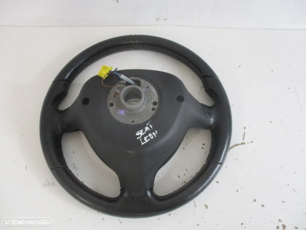 Volante Seat Leon Cupra 2001 - 3