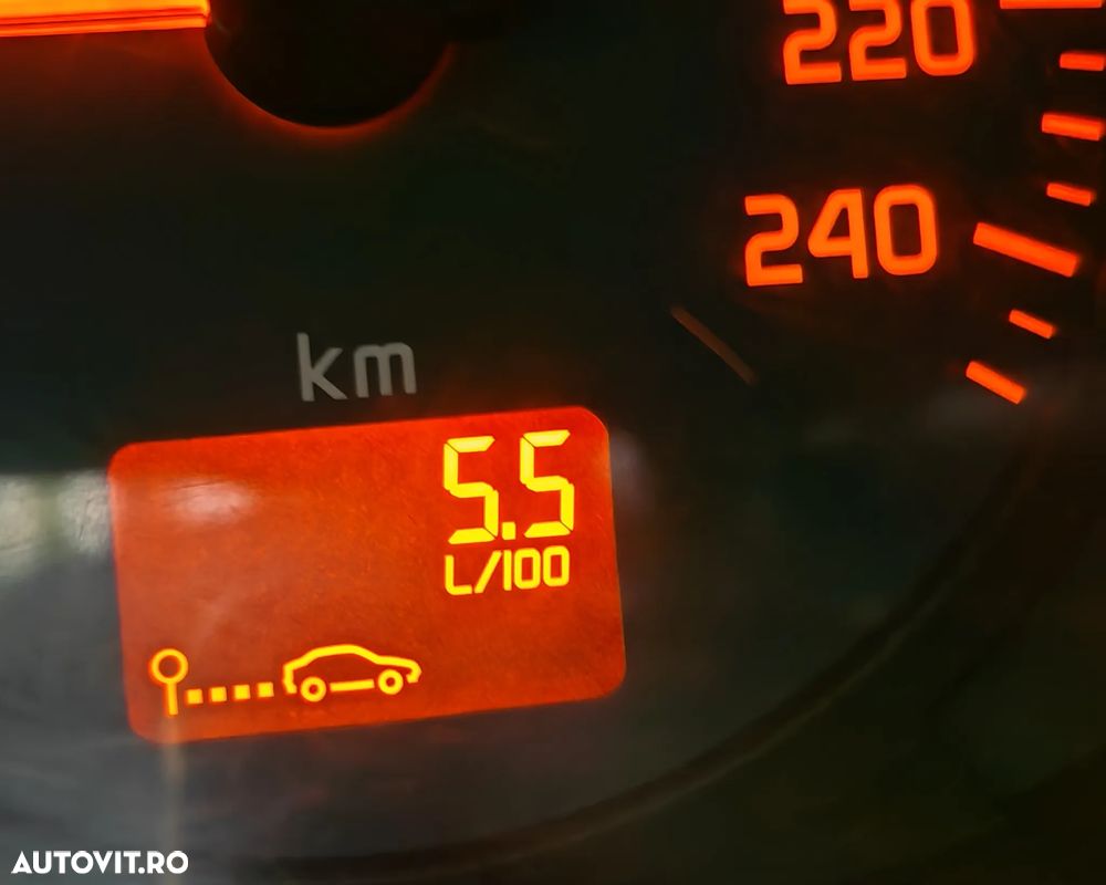 Renault Scenic II 1.6 Authentique - 15