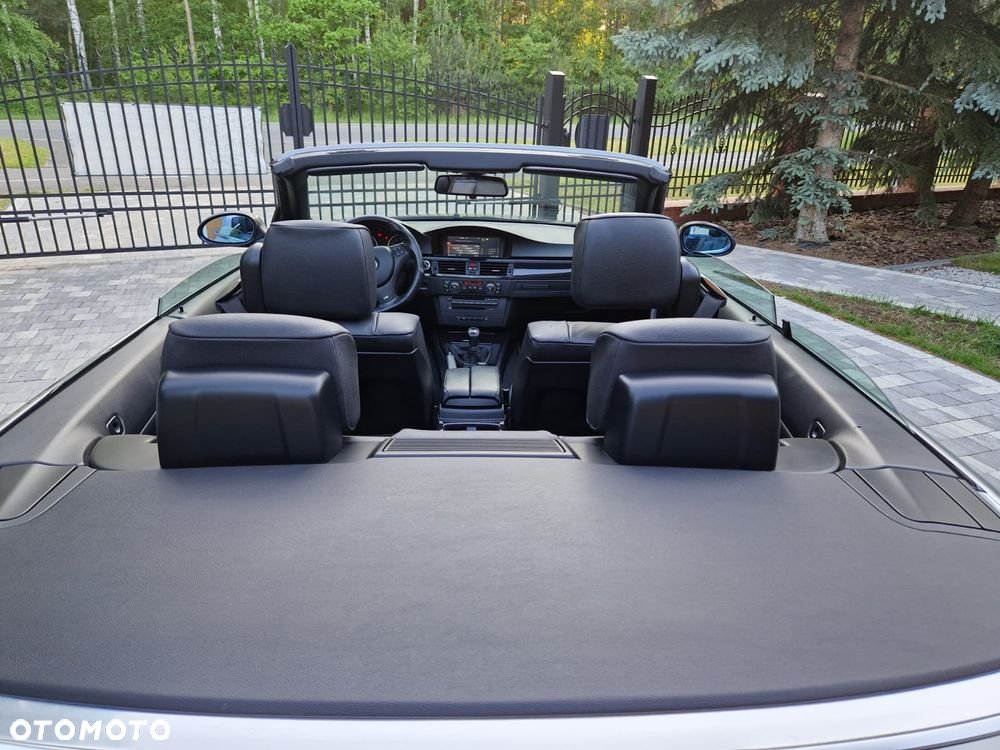 BMW Seria 3 325i - 15