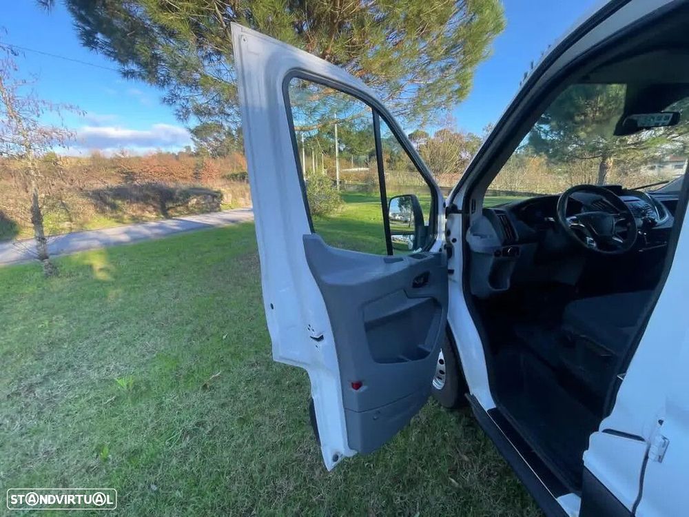 Ford Transit - 30