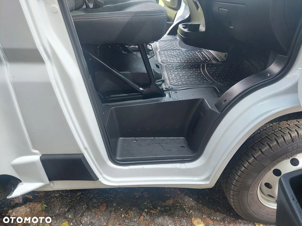 Fiat Ducato 2.3 - 11
