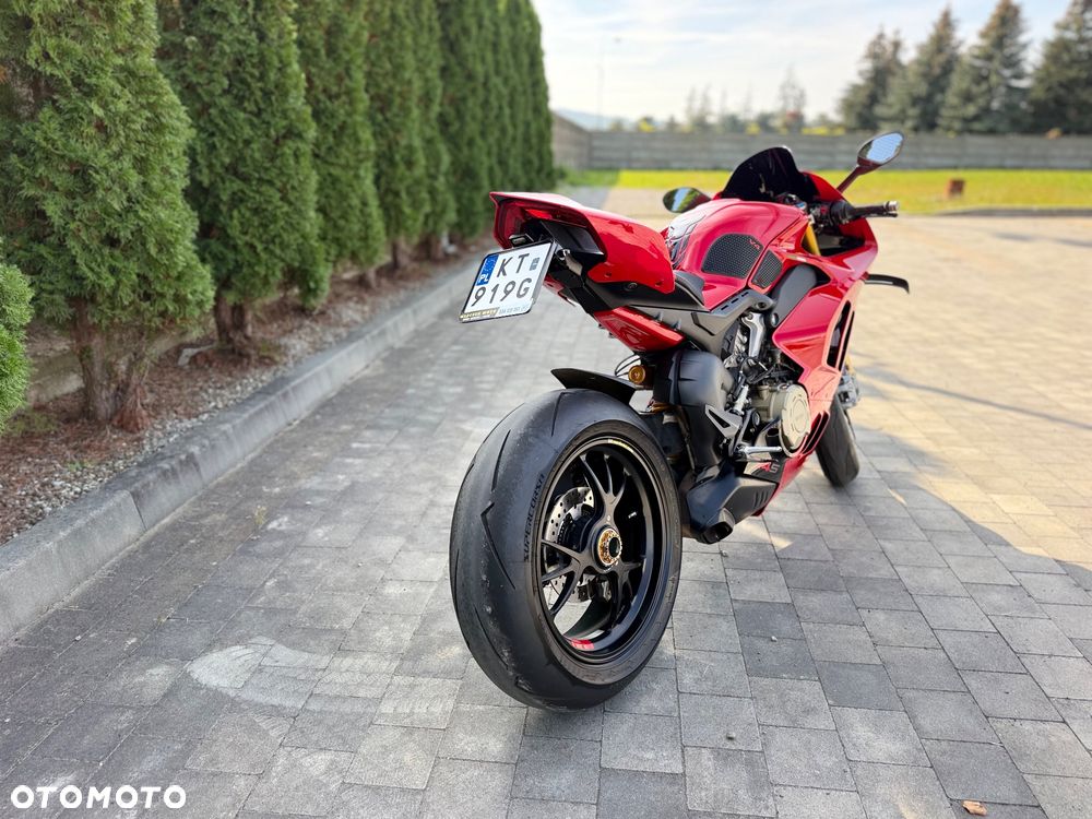 Ducati Panigale V4S - 21