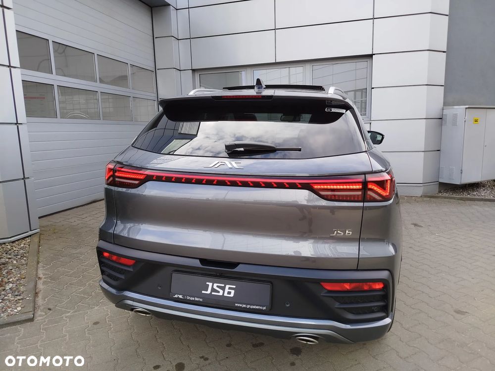 JAC JS6 - 7