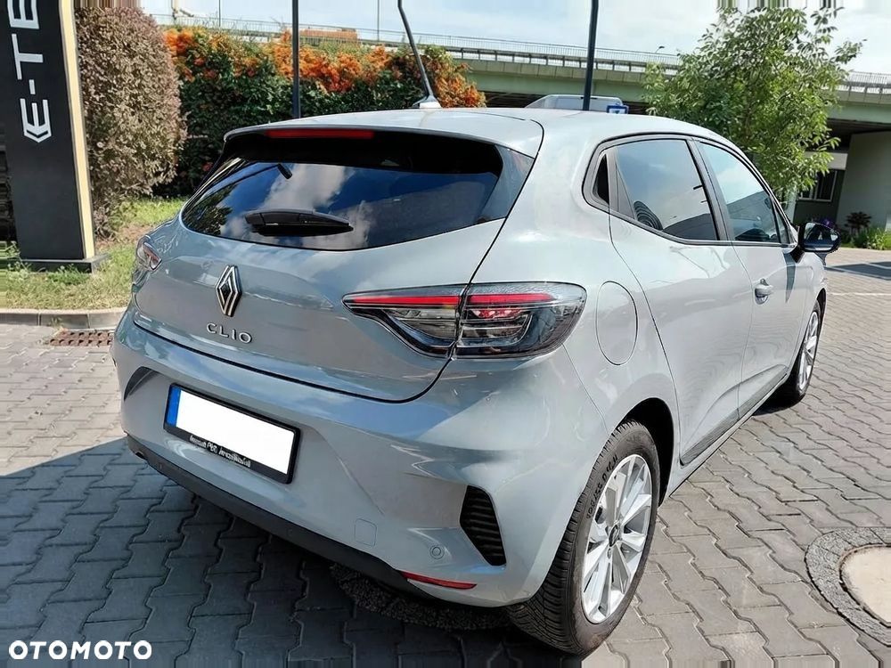 Renault Clio - 6