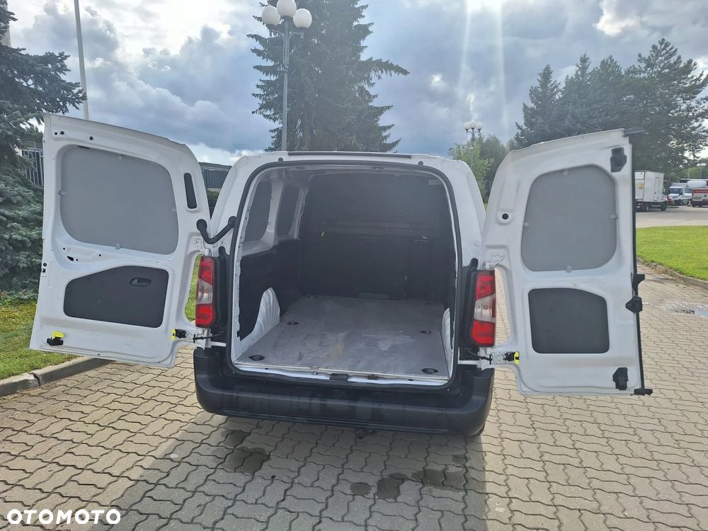 Toyota Proace City Van L2H1 3 osobowy Jak Doblo Partner Combo - 16