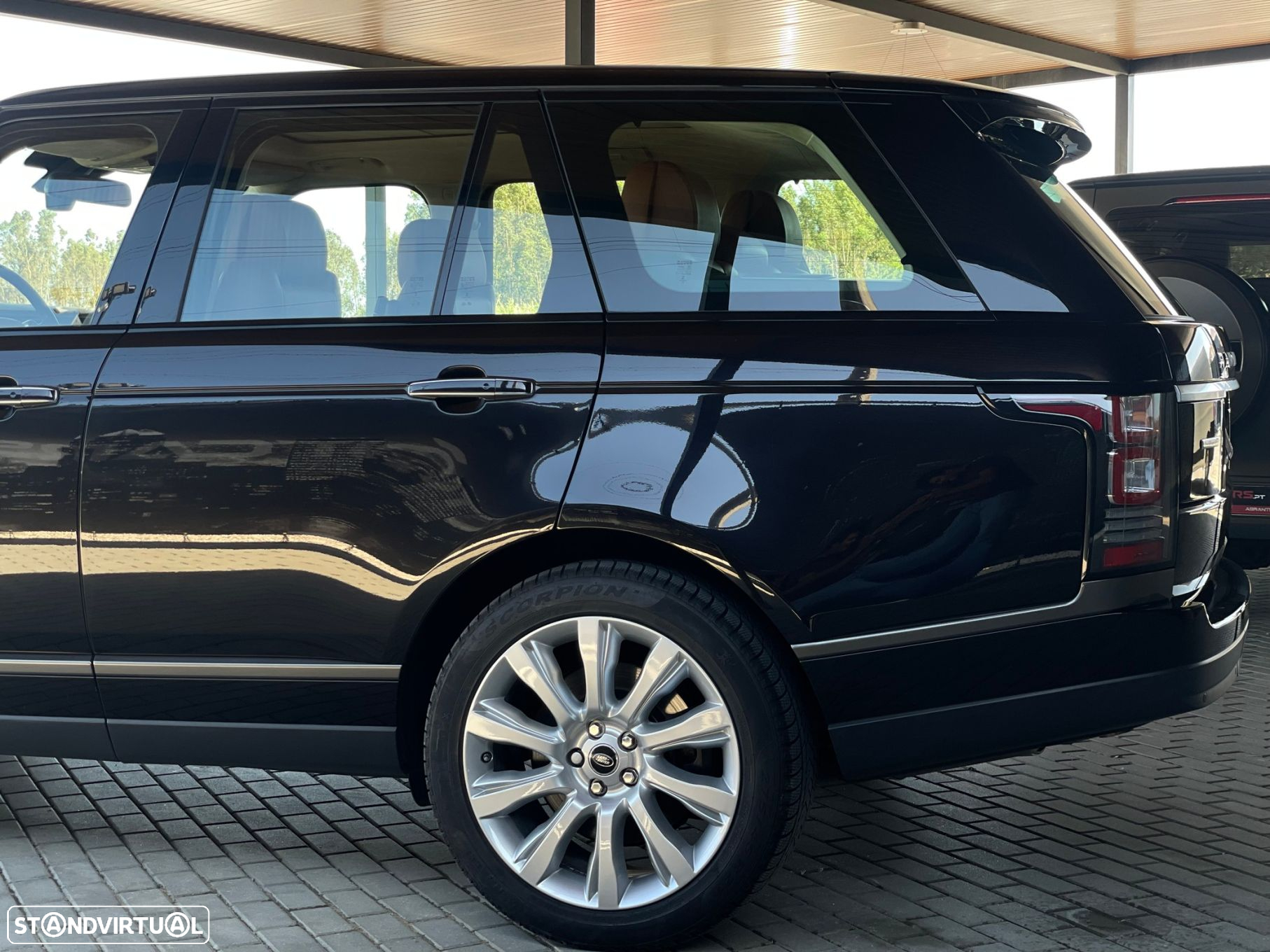 Land Rover Range Rover 3.0 TDV6 Autobiography - 4