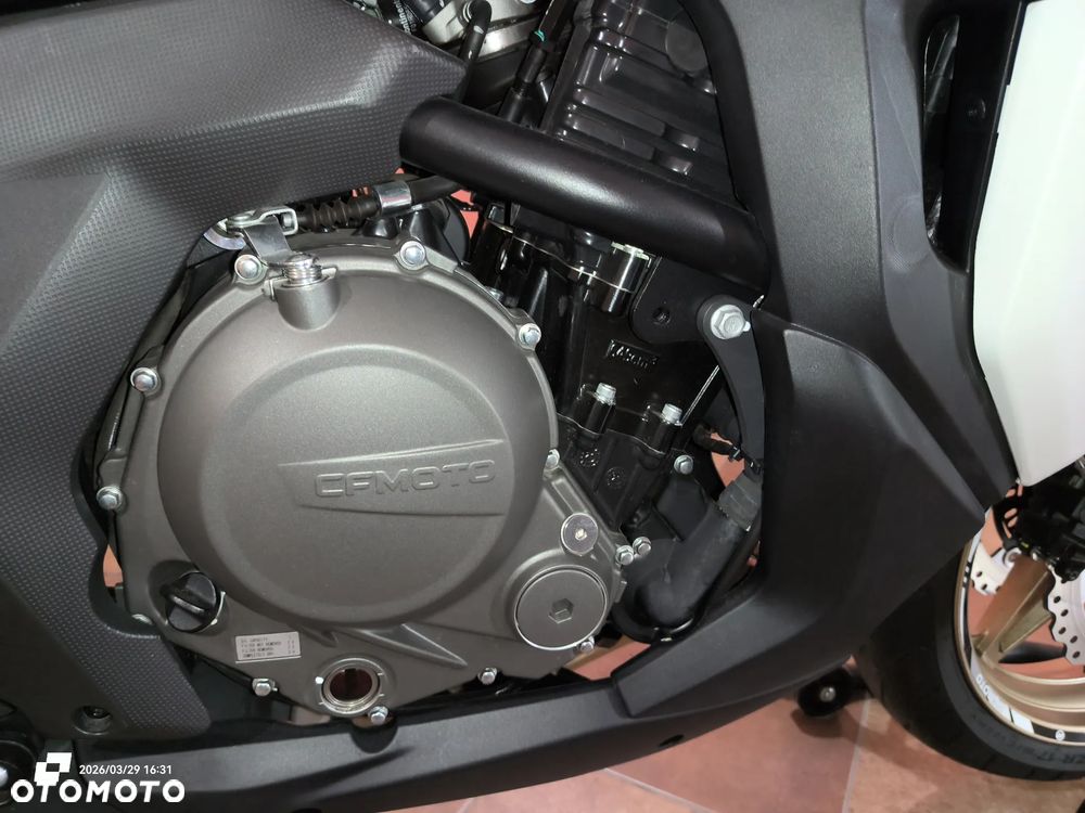 CFMoto 650 MT - 7
