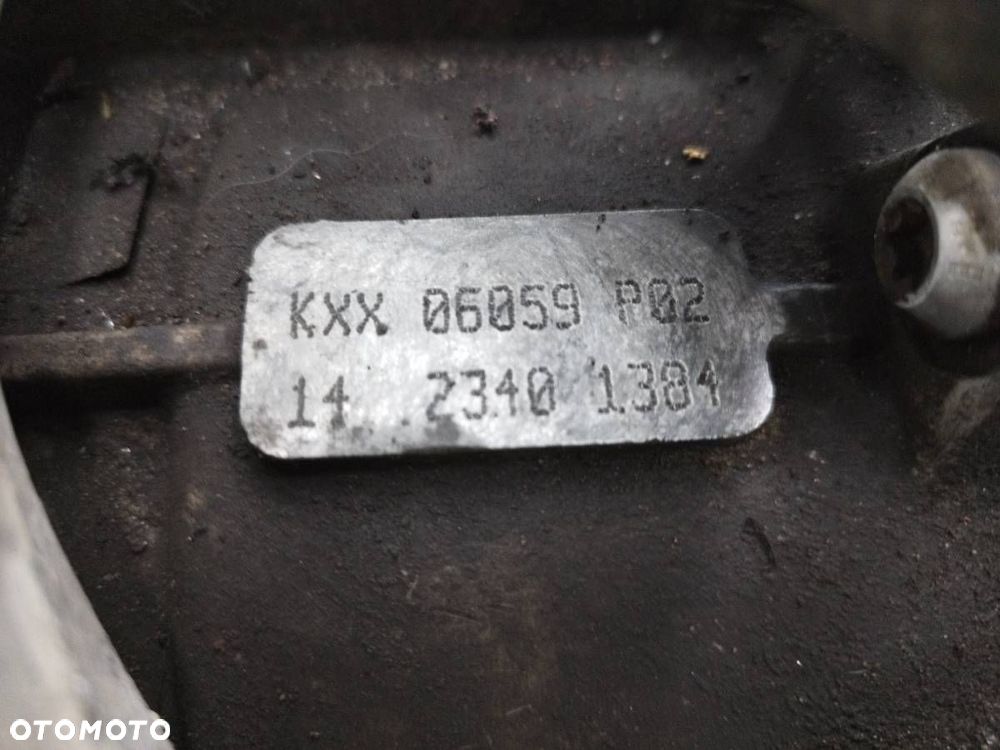 SKRZYNIA BIEGÓW MANUALNA KXX VW PASSAT B6 2.0 TDI 140 - 3