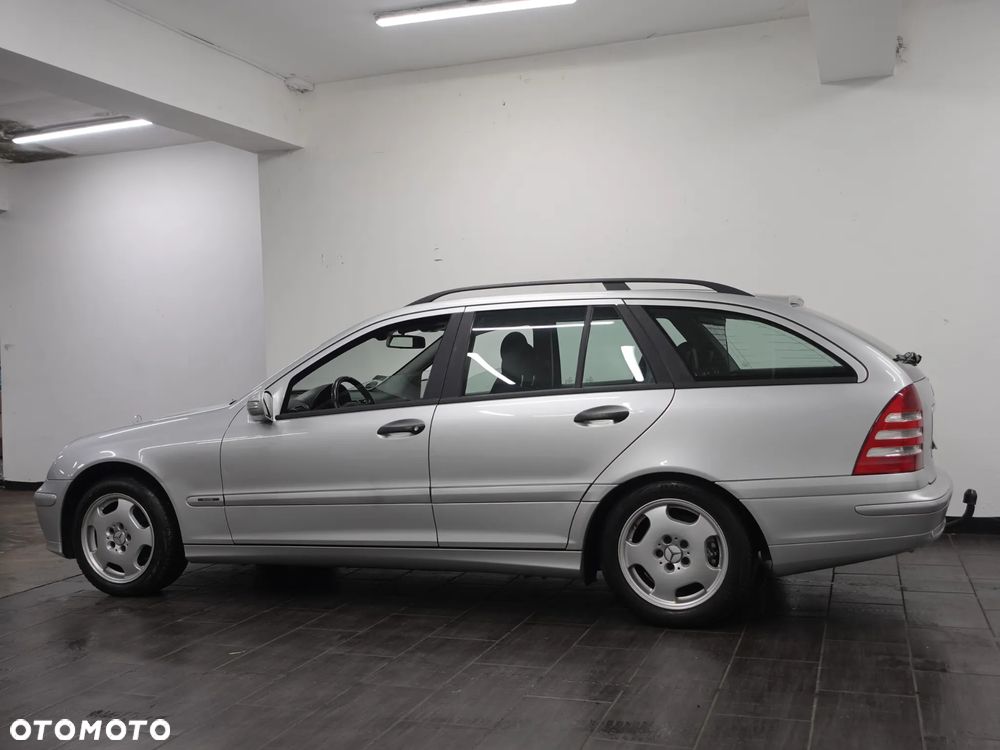 Mercedes-Benz Klasa C 220 CDI Classic - 6