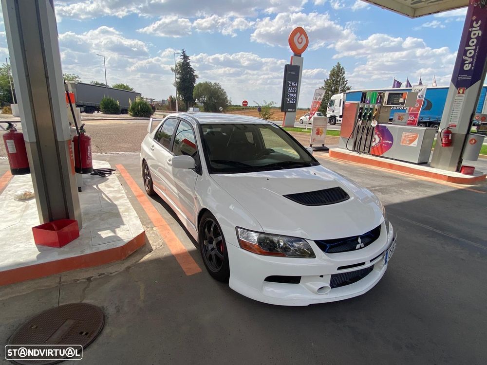 Mitsubishi Lancer Evolution IX - 9
