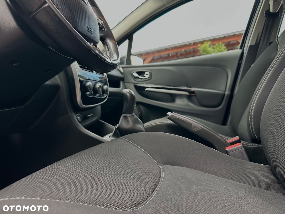 Renault Clio 1.2 16V Limited - 8