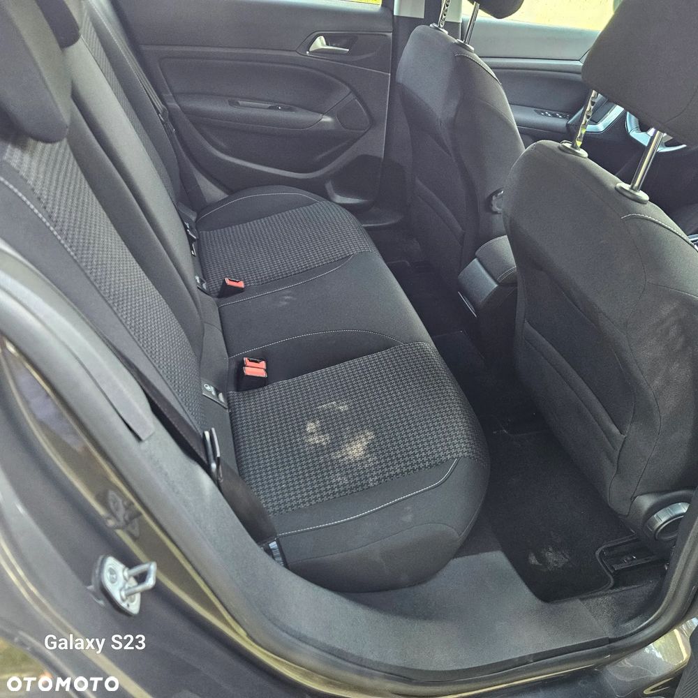 Peugeot 308 BlueHDi 130 EAT8 Allure - 21