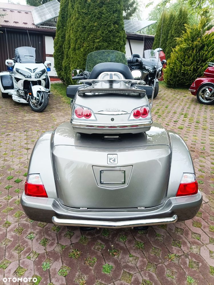 Honda GL - 12